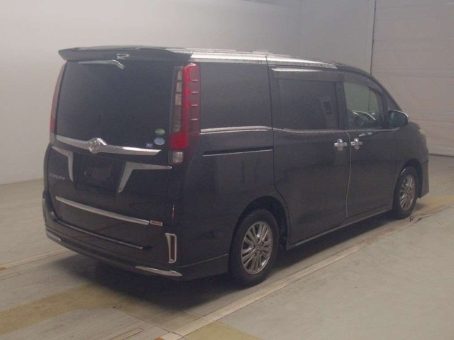 Toyota ESQUIRE 2015 7929481-1