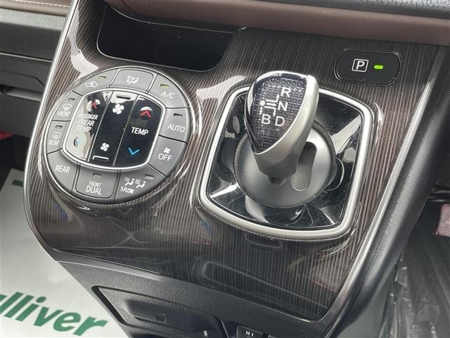 Toyota ESQUIRE 2018 7929901-5