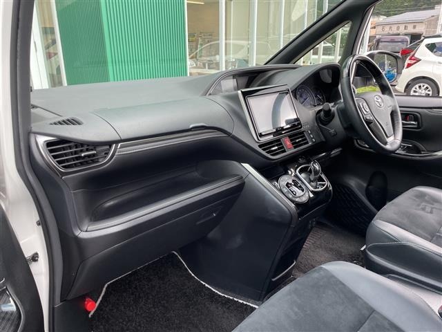 Toyota ESQUIRE 2019 7929939-22