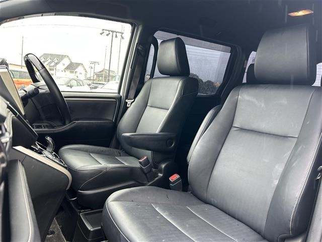 Toyota ESQUIRE 2017 7930031-6