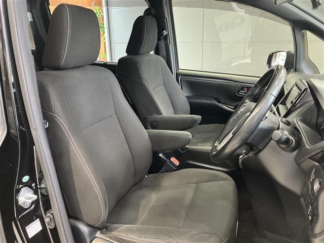 Toyota ESQUIRE 2017 7930032-6