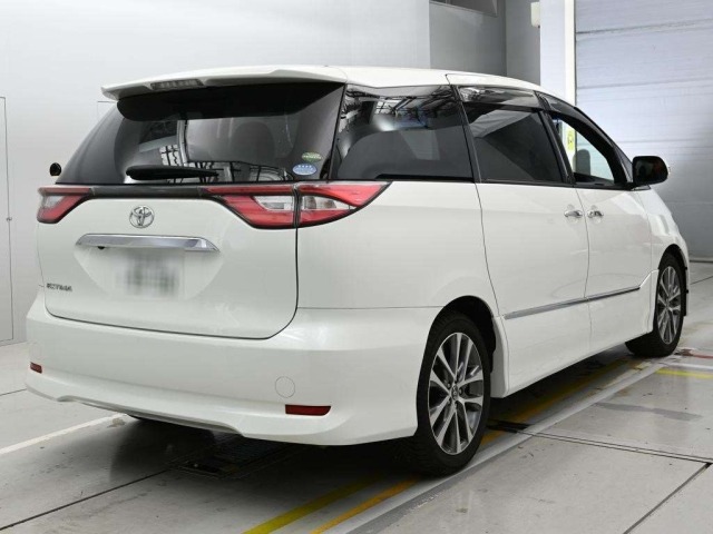 Toyota ESTIMA 2016 7930729-1