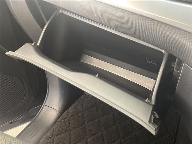Toyota ESTIMA 2017 7931016-9