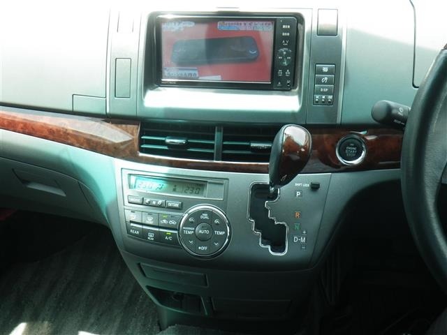 Toyota ESTIMA 2012 7931035-4