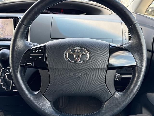 Toyota ESTIMA 2013 7931038-17