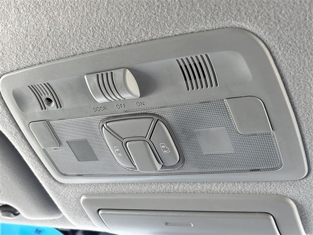 Toyota ESTIMA 2013 7931038-4