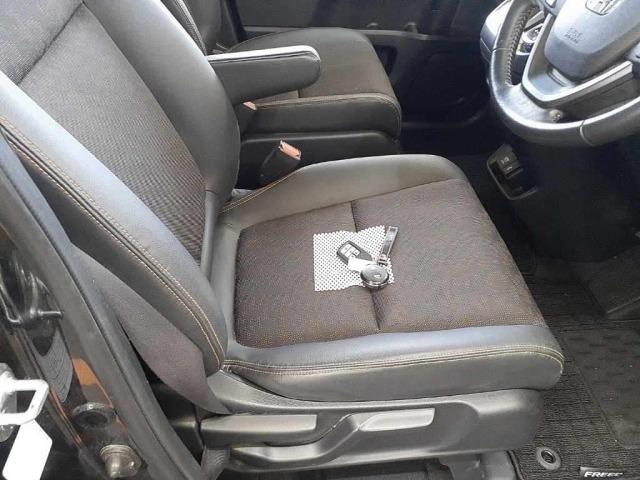 Honda FREED 2023 7930110-8