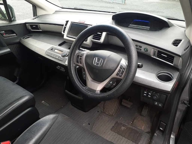 Honda FREED 2012 7930147-7