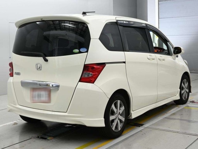 Honda FREED 2009 7930228-1