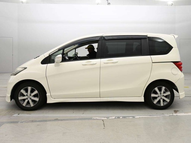 Honda FREED 2009 7930228-4