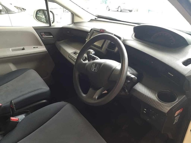 Honda FREED 2009 7930228-9