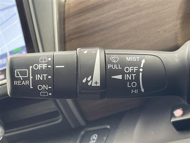 Honda FREED 2023 7930980-9