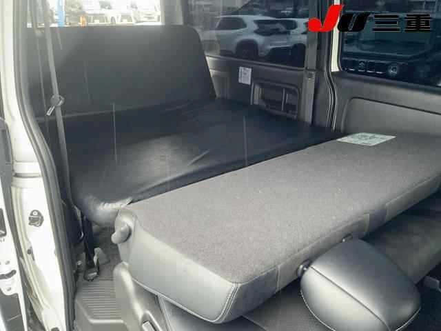 Toyota HIACE VAN 2024 7945159-29