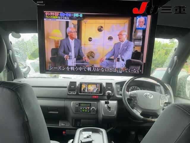 Toyota HIACE VAN 2024 7945159-8