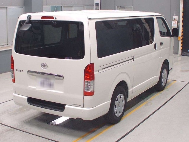Toyota HIACE VAN 2025 7945165-1