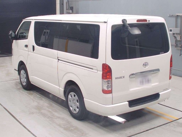 Toyota HIACE VAN 2025 7945165-6