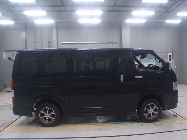 Toyota HIACE VAN 2024 7945168-3