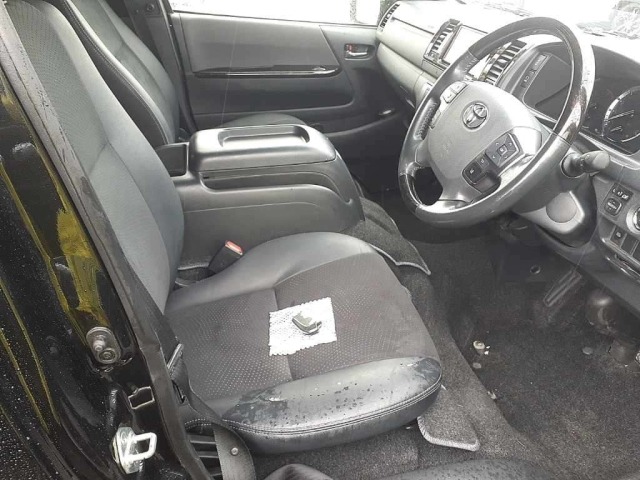 Toyota HIACE VAN 2024 7945168-8