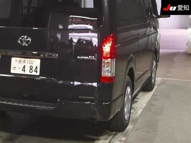 Toyota HIACE VAN 2025 7945170-8