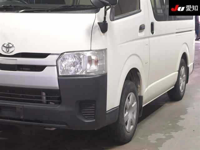 Toyota HIACE VAN 2019 7945171-7