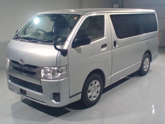 Toyota HIACE VAN 2018 7945176-0