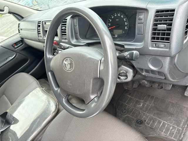 Toyota HIACE VAN 2017 7945183-3