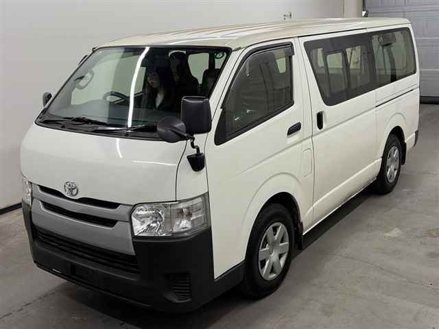Toyota HIACE VAN 2017 7945183-4