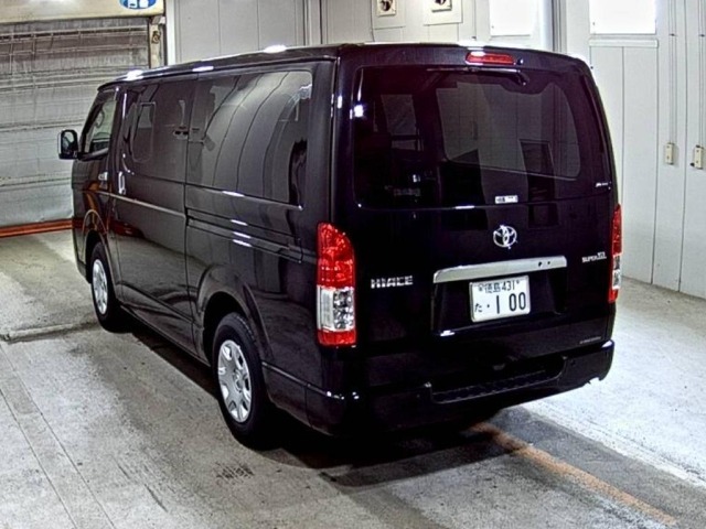 Toyota HIACE VAN 2026 7945190-4