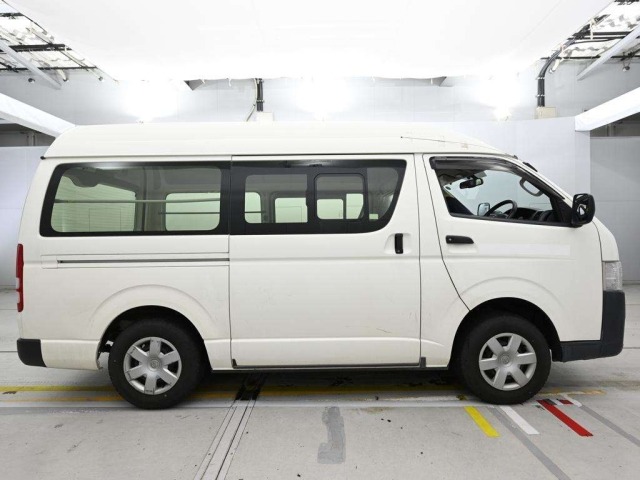 Toyota HIACE VAN 2016 7945197-3