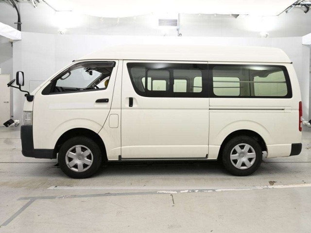Toyota HIACE VAN 2016 7945197-4
