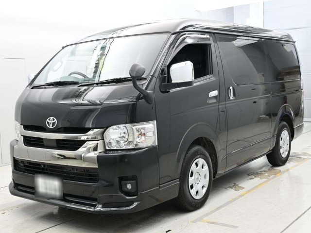 Toyota HIACE VAN 2024 7945200-0