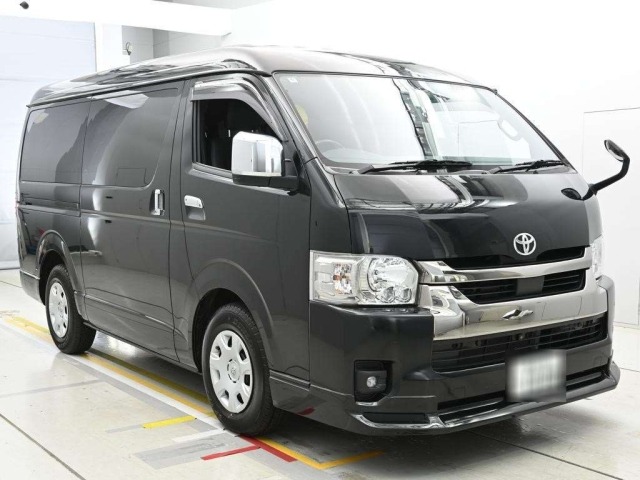 Toyota HIACE VAN 2024 7945200-5