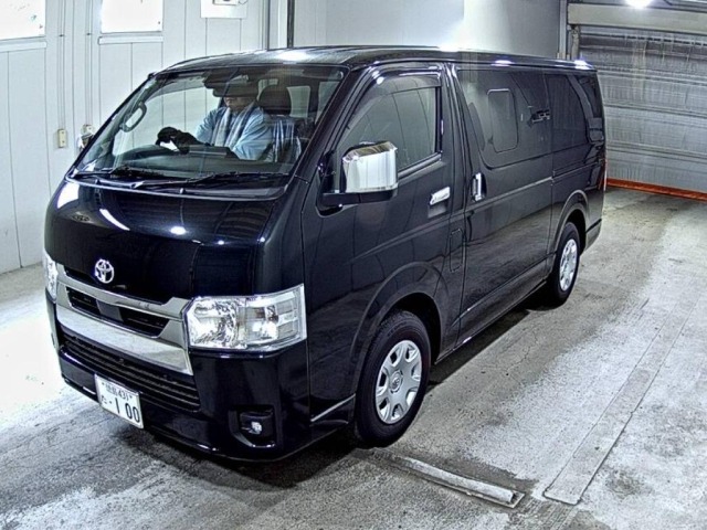Toyota HIACE VAN 2026 7945204-4