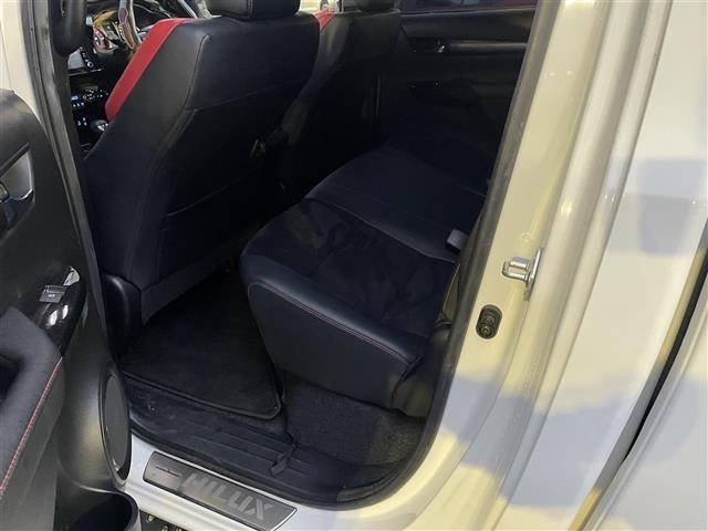 Toyota HILUX 2022 7942064-8