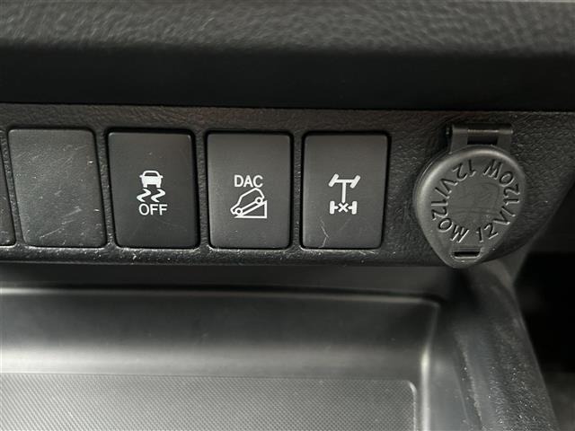 Toyota HILUX 2019 7942068-20