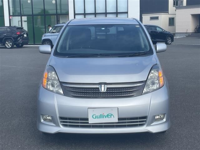 Toyota ISIS 2006 7942643-7