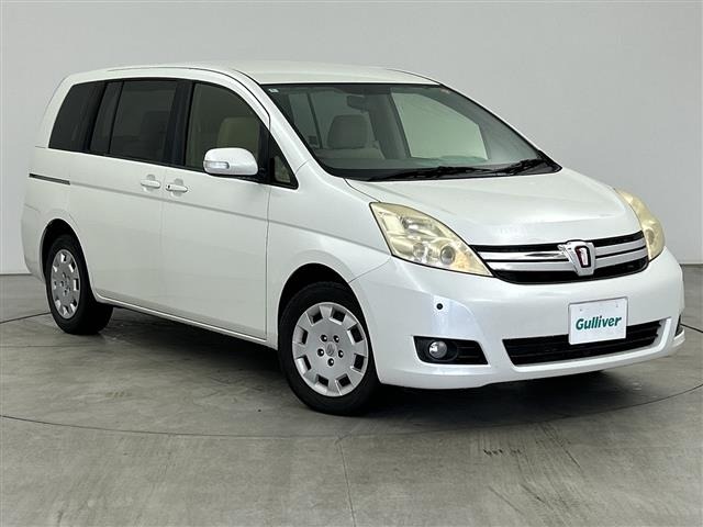 Toyota ISIS 2012 7942645-0