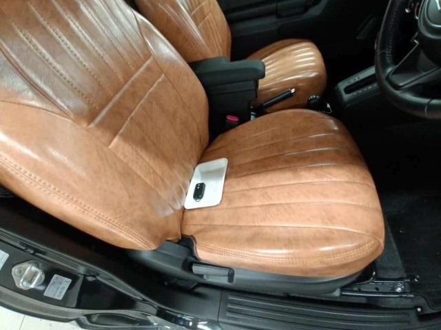 Suzuki JIMNY 2021 7942765-10