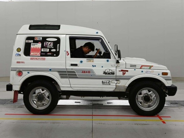 Suzuki JIMNY 1993 7942767-3