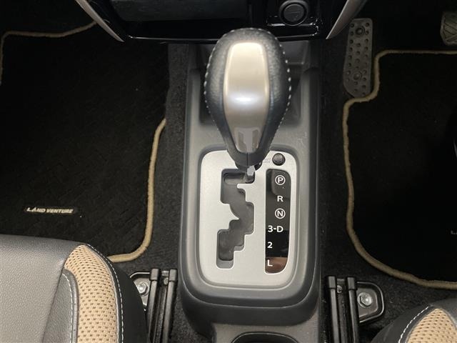 Suzuki JIMNY 2016 7943592-2