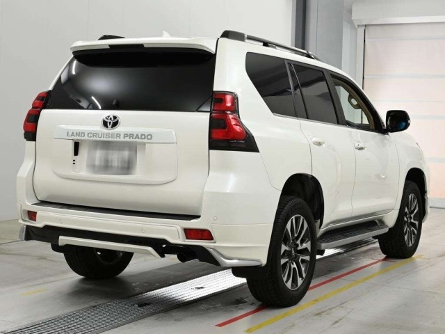 Toyota LAND CRUISER PRADO 2022 7928675-1