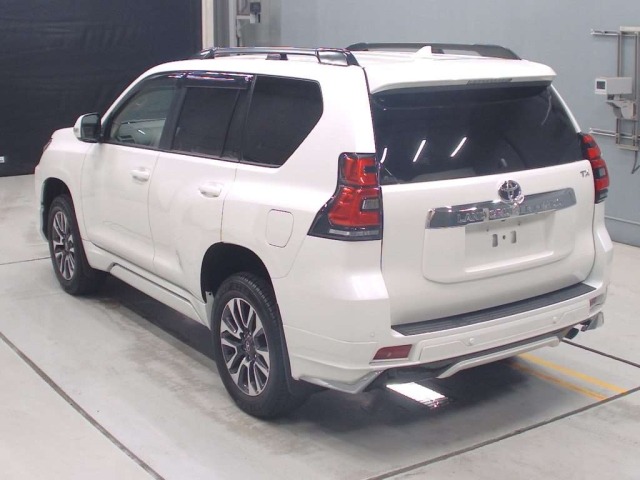 Toyota LAND CRUISER PRADO 2022 7928689-6