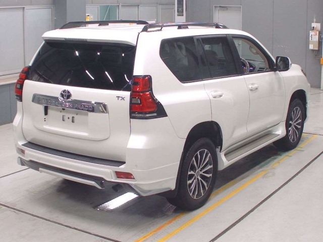Toyota LAND CRUISER PRADO 2021 7928697-1