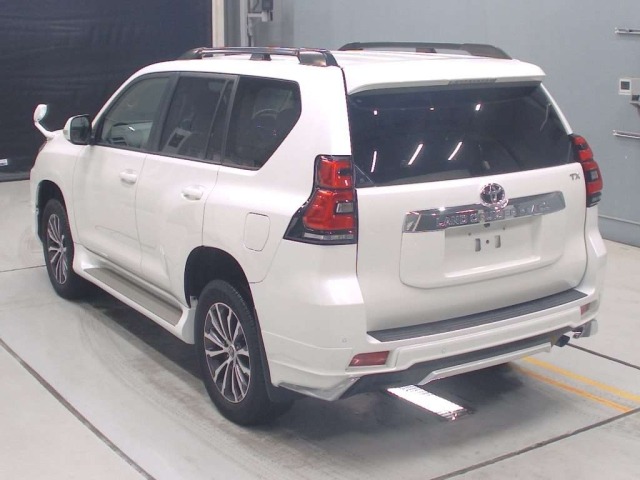 Toyota LAND CRUISER PRADO 2021 7928697-6