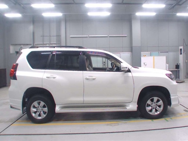 Toyota LAND CRUISER PRADO 2021 7928713-3