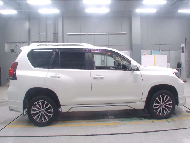 Toyota LAND CRUISER PRADO 2021 7928726-3