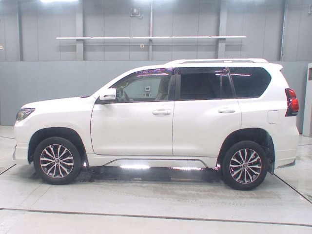 Toyota LAND CRUISER PRADO 2021 7928726-4