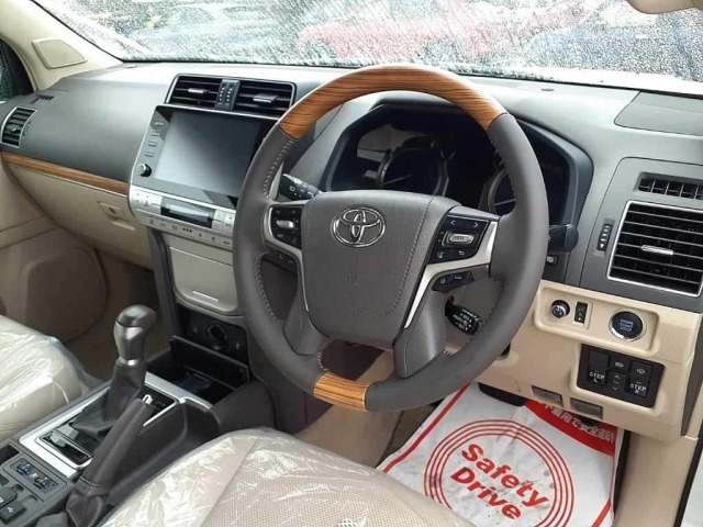 Toyota LAND CRUISER PRADO 2021 7928726-7