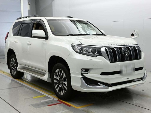 Toyota LAND CRUISER PRADO 2023 7928819-5