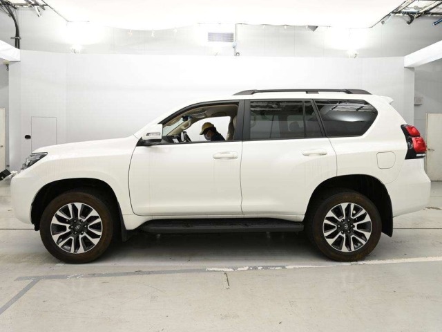 Toyota LAND CRUISER PRADO 2022 7928823-4
